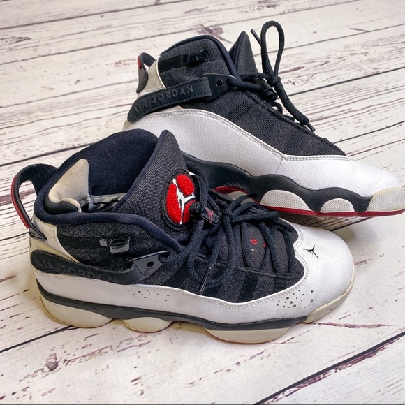 white gym shoes kids